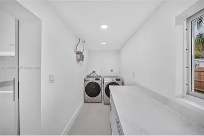 222 SW 58th Ave, Plantation, FL 33317 - Photo 30