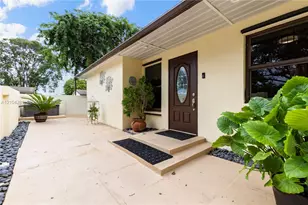 13948 Kendale Lakes Dr, Miami, FL 33183 - Photo 22