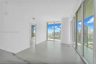 1400 Biscayne Blvd, Miami, FL 33132 - Photo 2