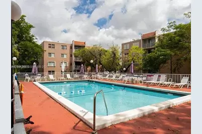 8501 NW 8th St #206, Miami, FL 33126 - Photo 18