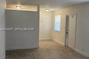 724 NW 4th Ave, Fort Lauderdale, FL 33311 - Photo 2