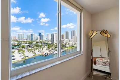 500 Bayview Dr #1123, Sunny Isles Beach, FL 33160 - Photo 20