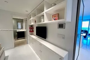 17121 Collins Ave, Sunny Isles Beach, FL 33160 - Photo 18