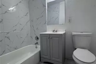 302 SW 1st Ct, Pompano Beach, FL 33060 - Photo 2