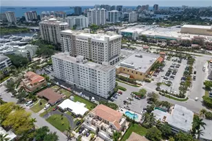 2555 NE 11th St, Fort Lauderdale, FL 33304 - Photo 2