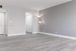 500 Three Islands Blvd, Hallandale Beach, FL 33009 - Photo 24