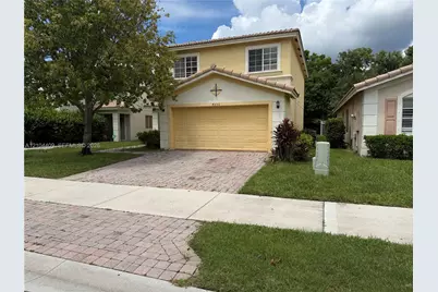 4550 SE Graham Dr, Stuart, FL 34997 - Photo 2