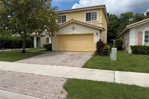 4550 SE Graham Dr, Stuart, FL 34997 - Photo 2