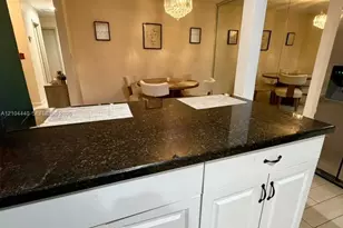 251 SW 96th Terrace, Pembroke Pines, FL 33025 - Photo 6