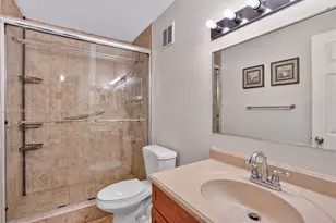 800 SW 129th Pl, Miami, FL 33184 - Photo 20