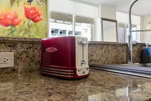 17555 NW Atlantic Blvd, Sunny Isles Beach, FL 33160 - Photo 12