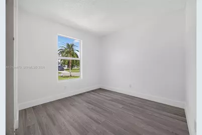 843 SW 10th St, Florida City, FL 33034 - Photo 28