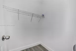 843 SW 10th St, Florida City, FL 33034 - Photo 18