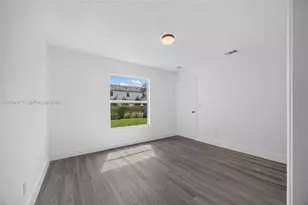 843 SW 10th St, Florida City, FL 33034 - Photo 20