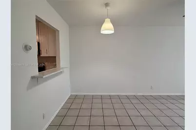 5001 W Oakland Park Blvd #305, Lauderdale Lakes, FL 33313 - Photo 6