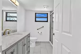 2401 S Ocean Dr, Hollywood, FL 33019 - Photo 72