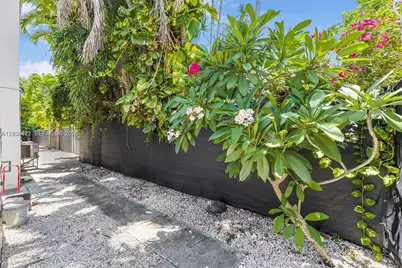 577 NE 82nd St #16, Miami, FL 33138 - Photo 6