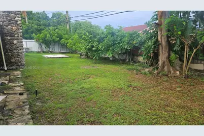 51 NE 195th St, North Miami, FL 33179 - Photo 8