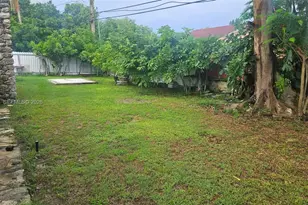 51 NE 195th St, North Miami, FL 33179 - Photo 8
