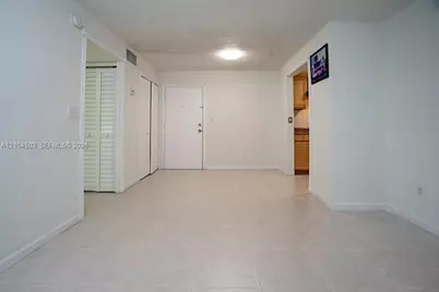 606 W 81st St #111, Hialeah, FL 33014 - Photo 4