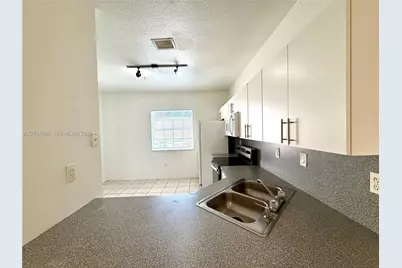 5670 NW 116th Ave #205, Doral, FL 33178 - Photo 10