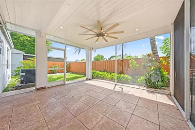 10340 SW 208th Ln, Cutler Bay, FL 33189 - Photo 10