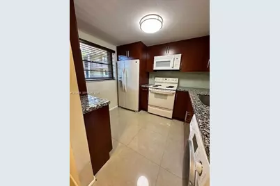10845 SW 112th Ave #211, Miami, FL 33176 - Photo 2