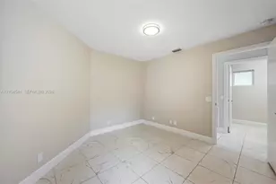 1400 Seabay Rd, Weston, FL 33326 - Photo 18