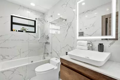 20930 NE 26th Ave, Miami, FL 33180 - Photo 22