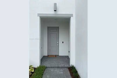 9037 Zevon Ct, Lake Worth, FL 33467 - Photo 18