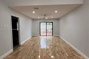3811 SW 69th Ave, Miramar, FL 33023 - Photo 6