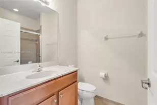 11460 NW 88th Ln, Doral, FL 33178 - Photo 32