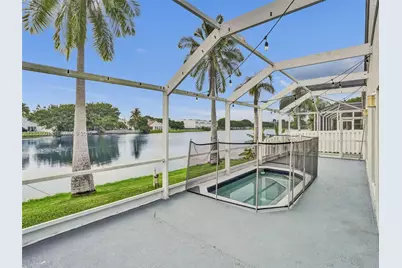 10639 Lago Welleby Dr, Sunrise, FL 33351 - Photo 2