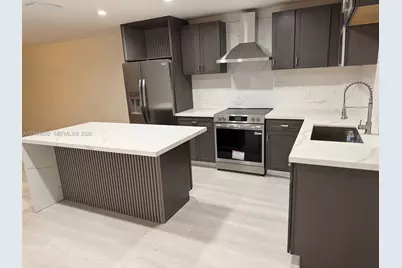 3954 NW 182nd Ln, Miami Gardens, FL 33055 - Photo 4