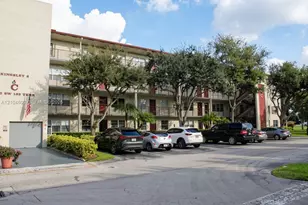 750 SW 133rd Terrace, Pembroke Pines, FL 33027 - Photo 1