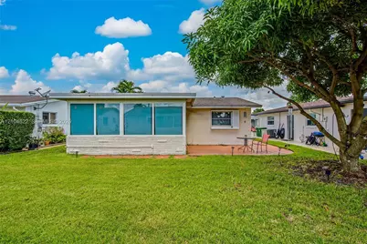 6802 NW 58th Ct, Tamarac, FL 33321 - Photo 24