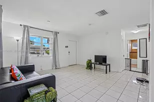 6802 NW 58th Ct, Tamarac, FL 33321 - Photo 4