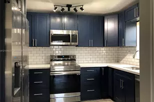 7725 SW 86th St, Miami, FL 33143 - Photo 2