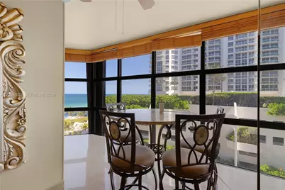 6423 Collins Ave #703, Miami Beach, FL 33141 - Photo 12