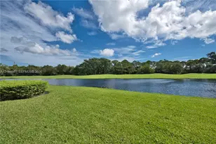 7881 SE Spicewood Cir, Hobe Sound, FL 33455 - Photo 4