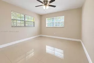 7421 Meridian St, Miramar, FL 33023 - Photo 20