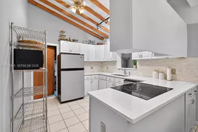 121 NW 104th St, Miami Shores, FL 33150 - Photo 10