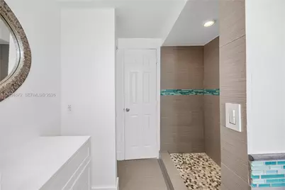 8507 Old Country Mnr #312, Davie, FL 33328 - Photo 18