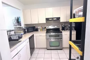 1151 SW 105th Ave, Miami, FL 33174 - Photo 8