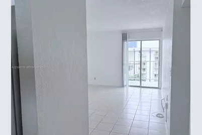 801 NW 47th Ave #915W, Miami, FL 33126 - Photo 2