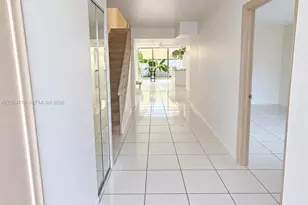 712 NE 26th Ave, Hallandale Beach, FL 33009 - Photo 14