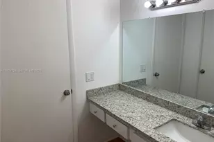 486 NW 165th St Rd, Miami, FL 33169 - Photo 24