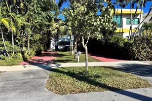 2633 SW 34th Ave, Miami, FL 33133 - Photo 4