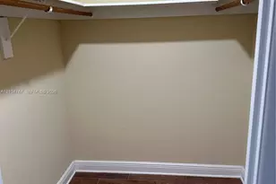 6039 Collins Ave, Miami Beach, FL 33140 - Photo 22