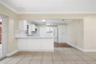 2461 SW 117th Ct, Miami, FL 33175 - Photo 10